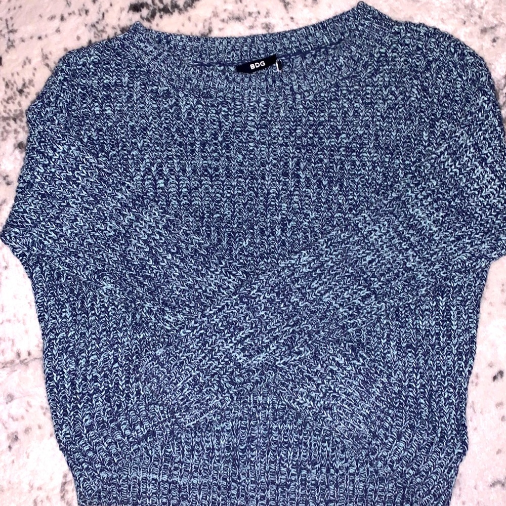 BDG 2-toned blue sweater